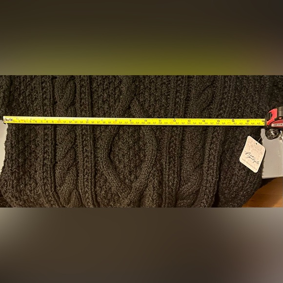 NWT! FREE PEOPLE SWEATER! NEED I SAY MORE! I ❤️ ❤️ ❤️ THIS SWEATER. SOLD OUT! - Picture 7 of 7